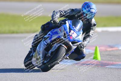 media/Jan-20-2023-Fastrack Riders (Fri) [[f2ad32aba3]]/Private/session 5 turn 13/